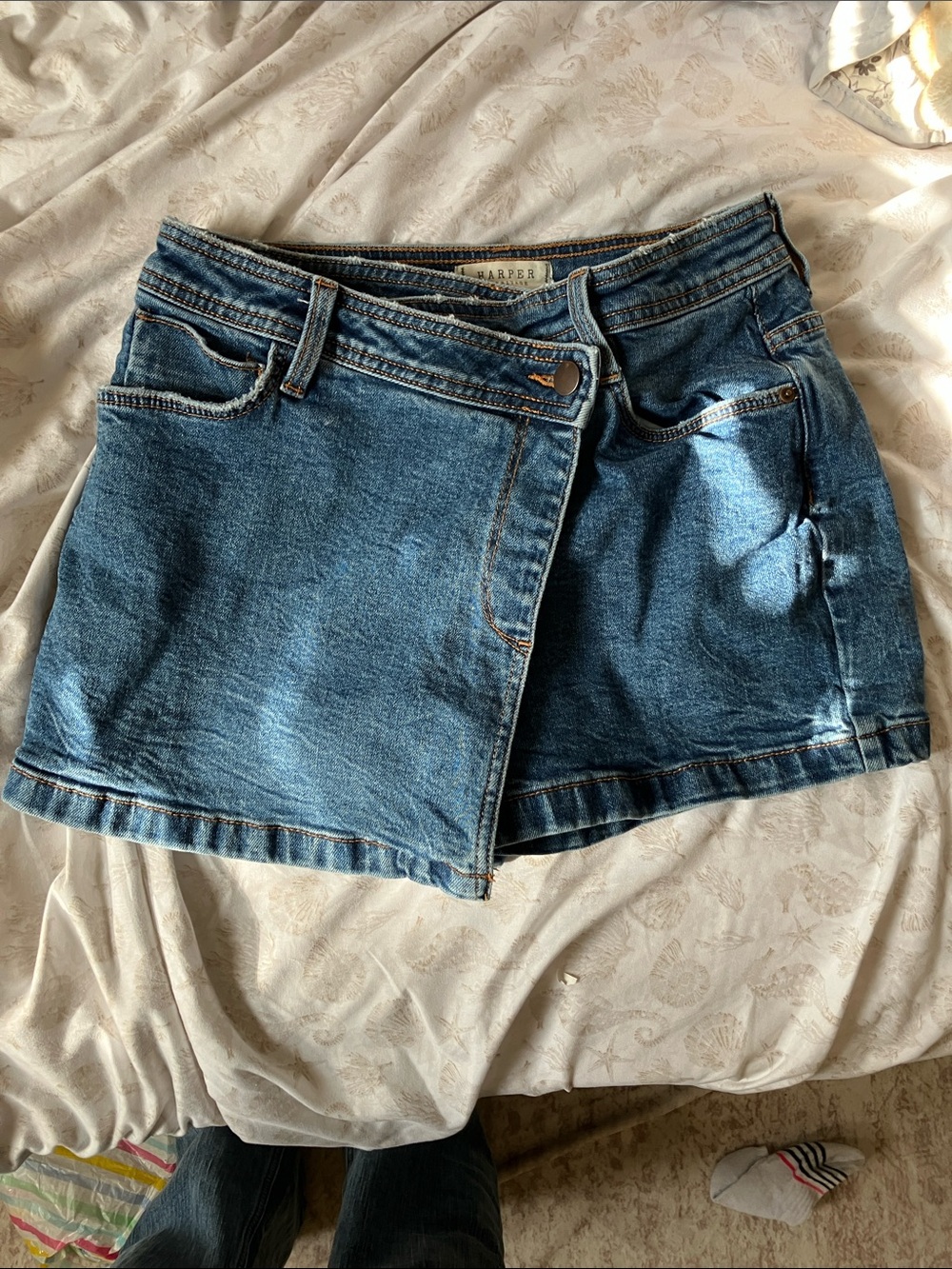 (SHORT/SKIRT) Francesca’s collections Blue Denim Asymmetrical Wrap